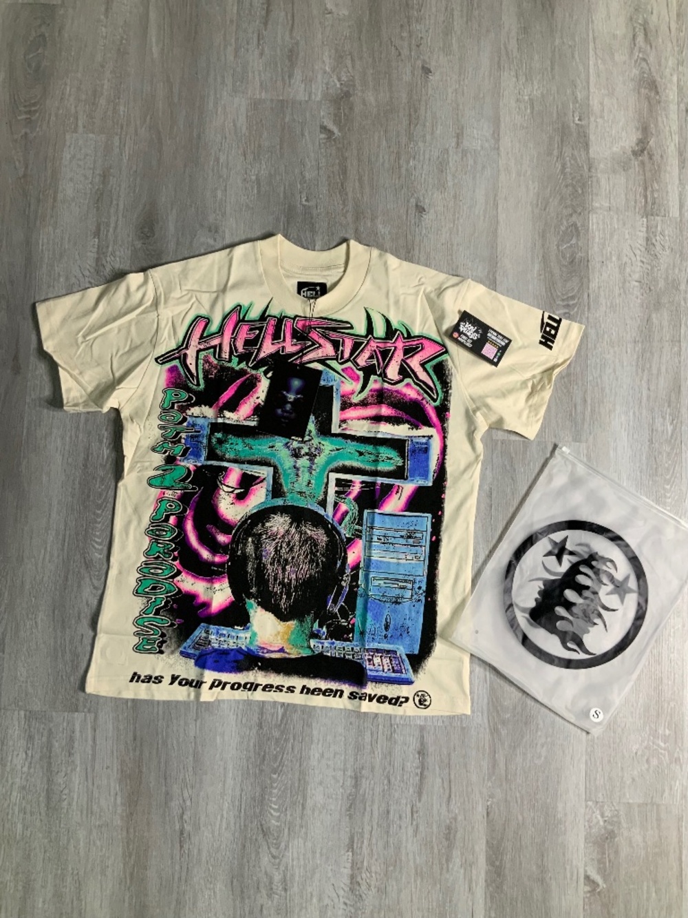 *NEW* Cream Hellstar Tee Size Small and Medium 100% Authentic